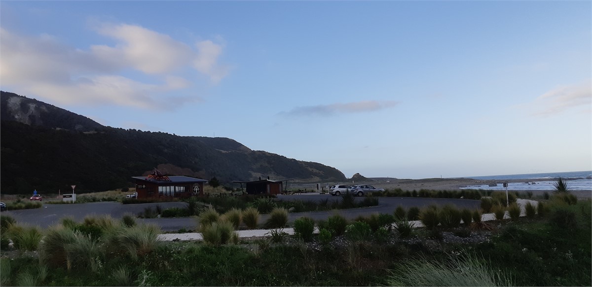 Okiwi Bay and the cafe