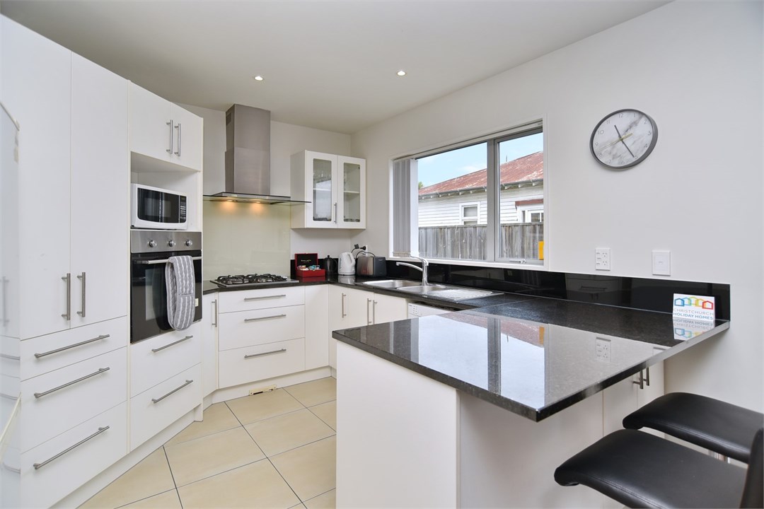 Fully equipped Kitchen area