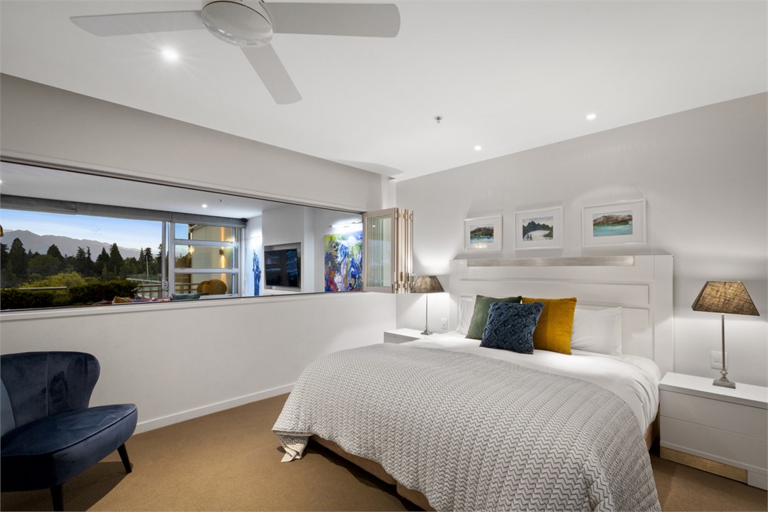 Taimana, Central Queenstown Luxury Aura Queenstown