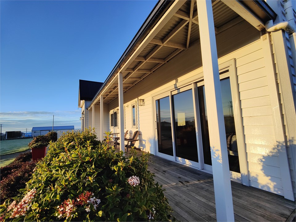 Church Street Charmer Riverton Holiday Home for rent Holiday Houses