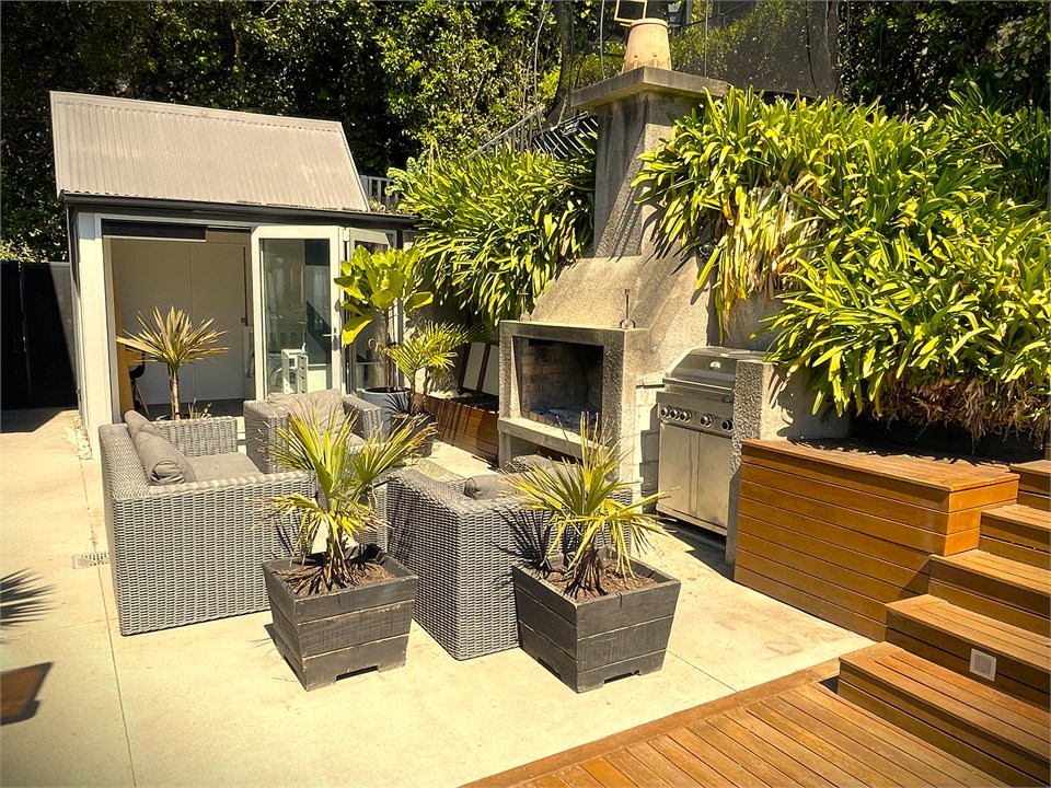 BBQ / Entertaining Area