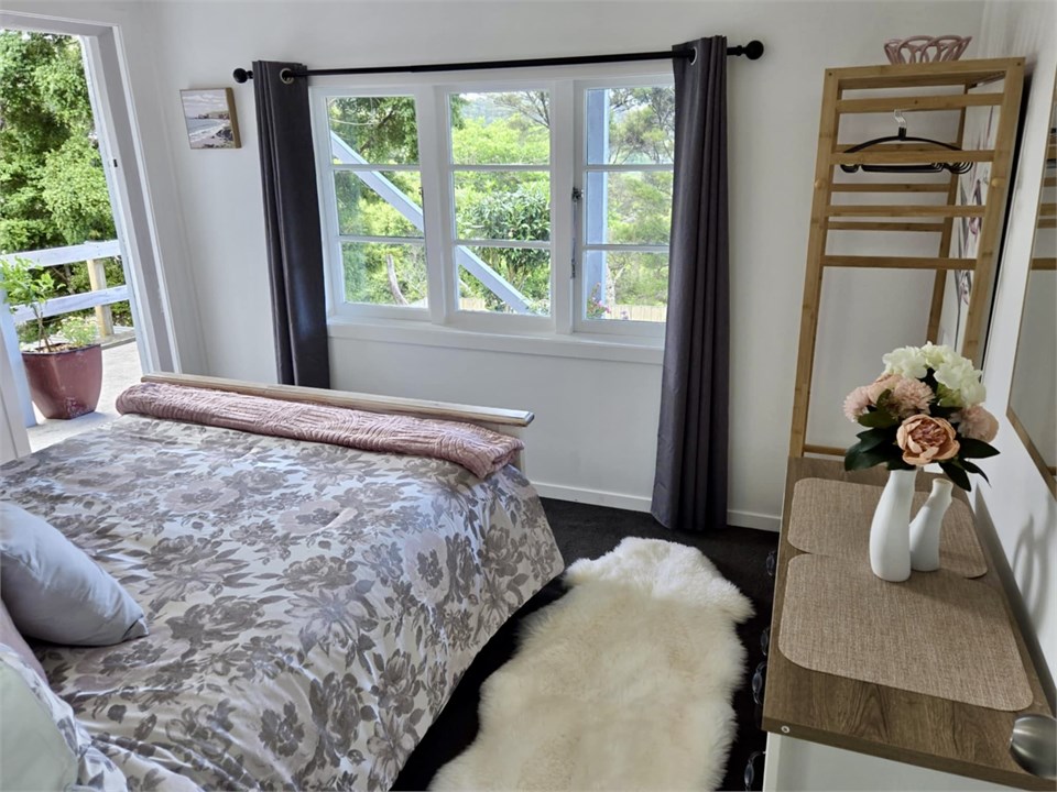 Downstairs Kailani room