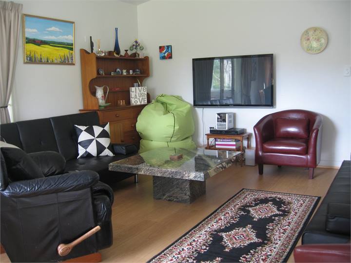 Lounge - with air conditioning and heat pump