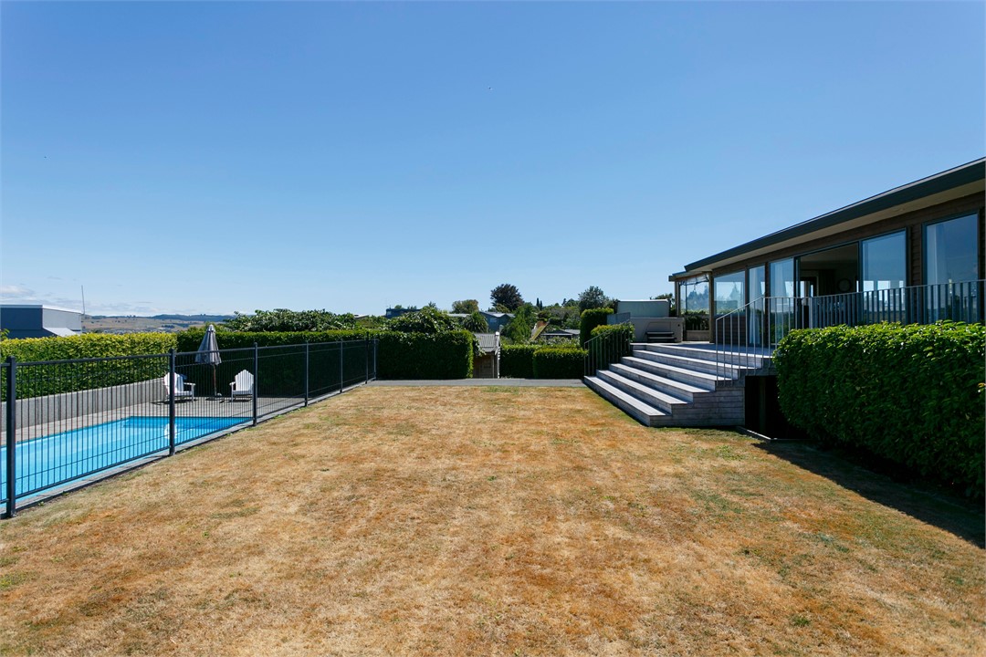 Fenced & Flat Section