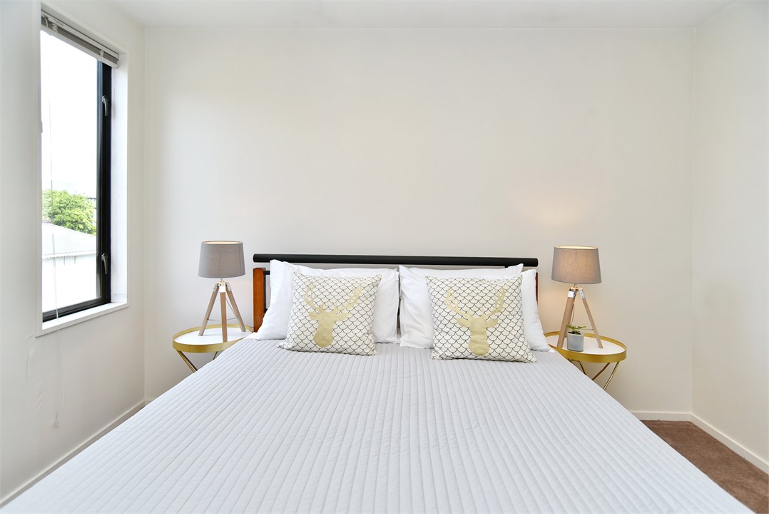 Bedroom 4, upstairs, 1xQueen bed