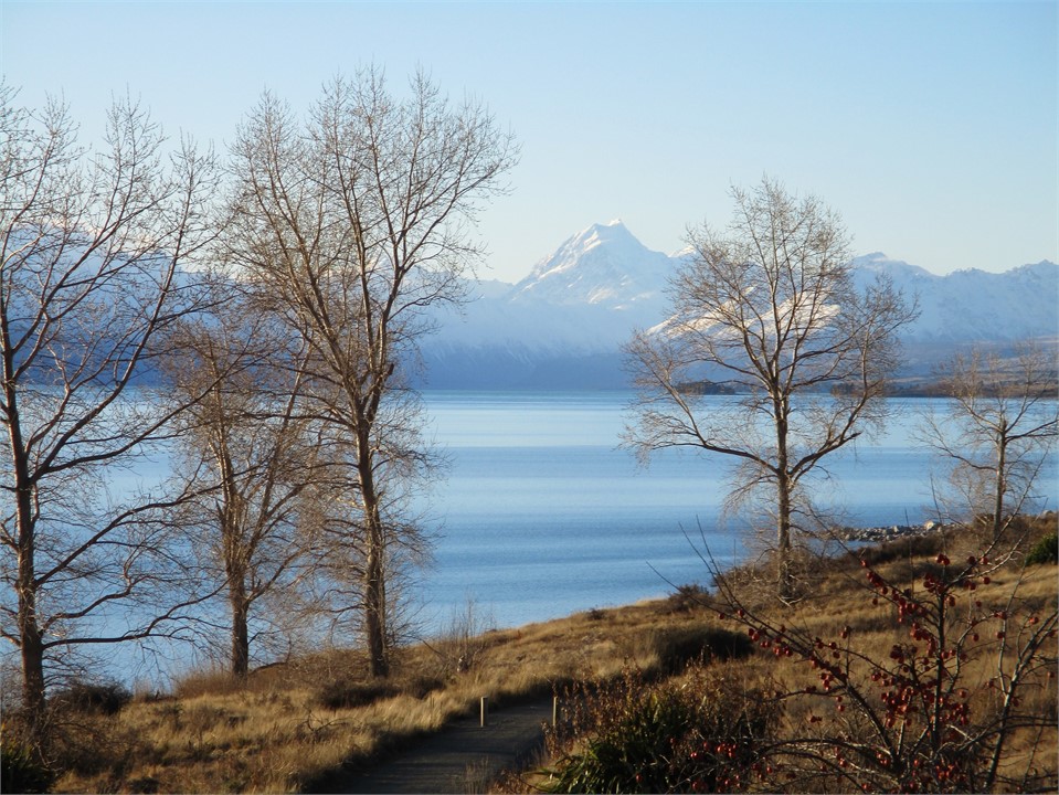 Lake Pukaki A2O cycle trail