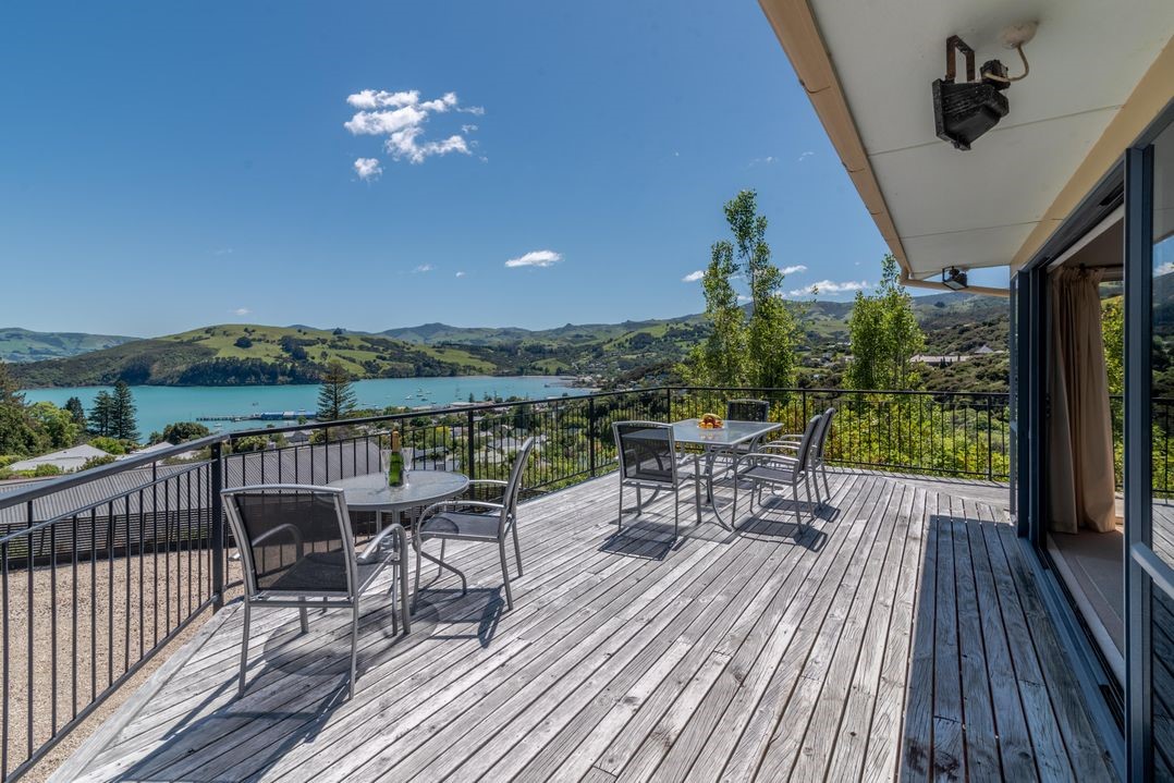 Vue De La Mer (Bachcare) Akaroa Holiday Home for rent Holiday Houses