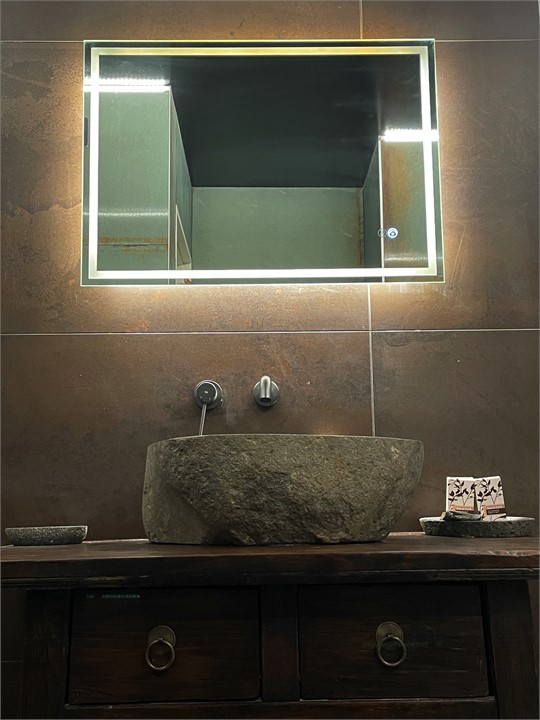 Newly renovated main bathroom