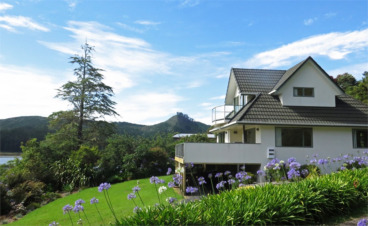 Opoutere Hideaway 1700M2 Section Private Culdesac