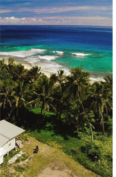 Reef Break In front of the apartment