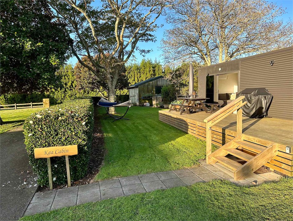 Kea Cabin at Heaven's Rest B&B