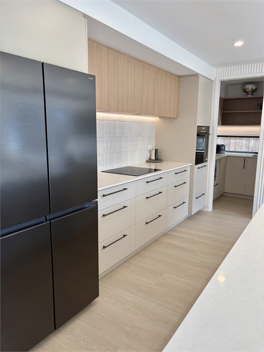 Kitchen with induction