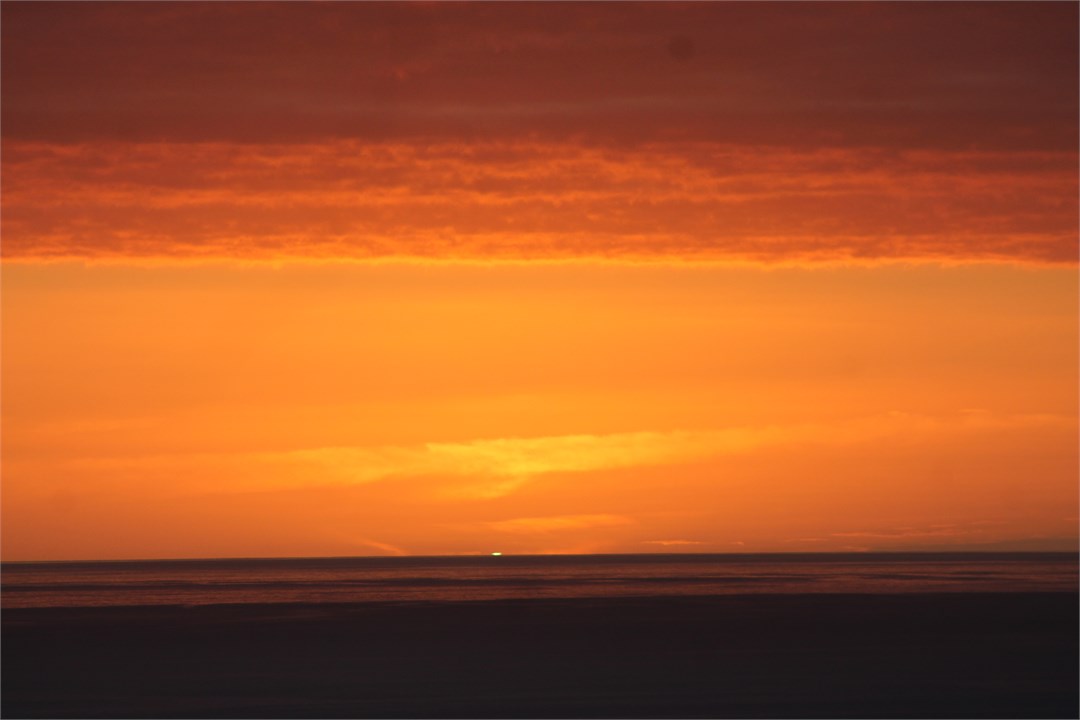 Watch for the green flash when the sun sets!