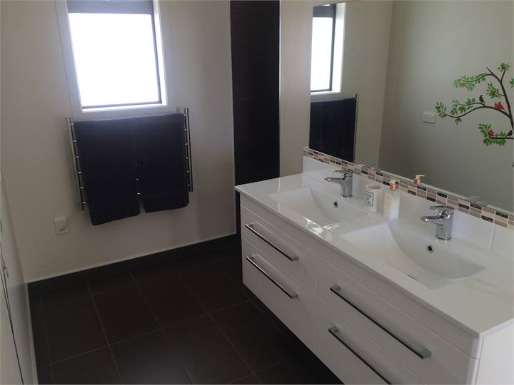 Master Ensuite