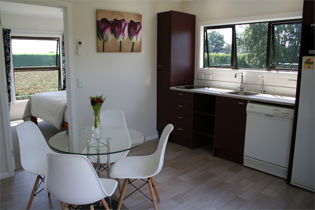 Berry View Cottage NEW Close to Waitomo Hobbiton Mystery Creek Te