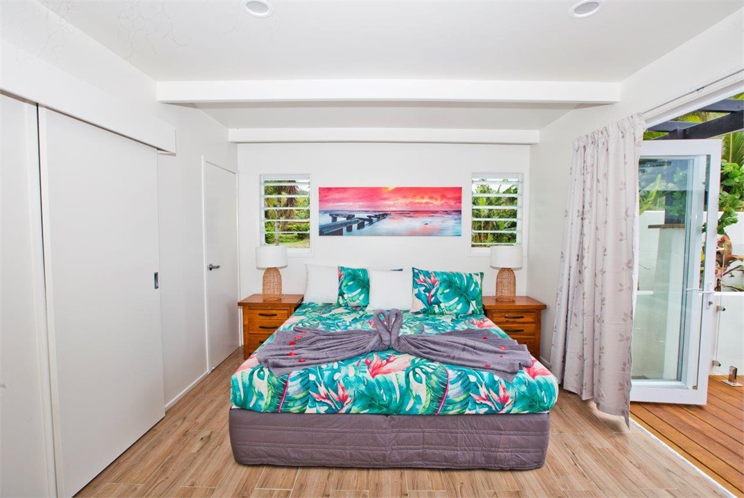 Master bedroom -Super king bed