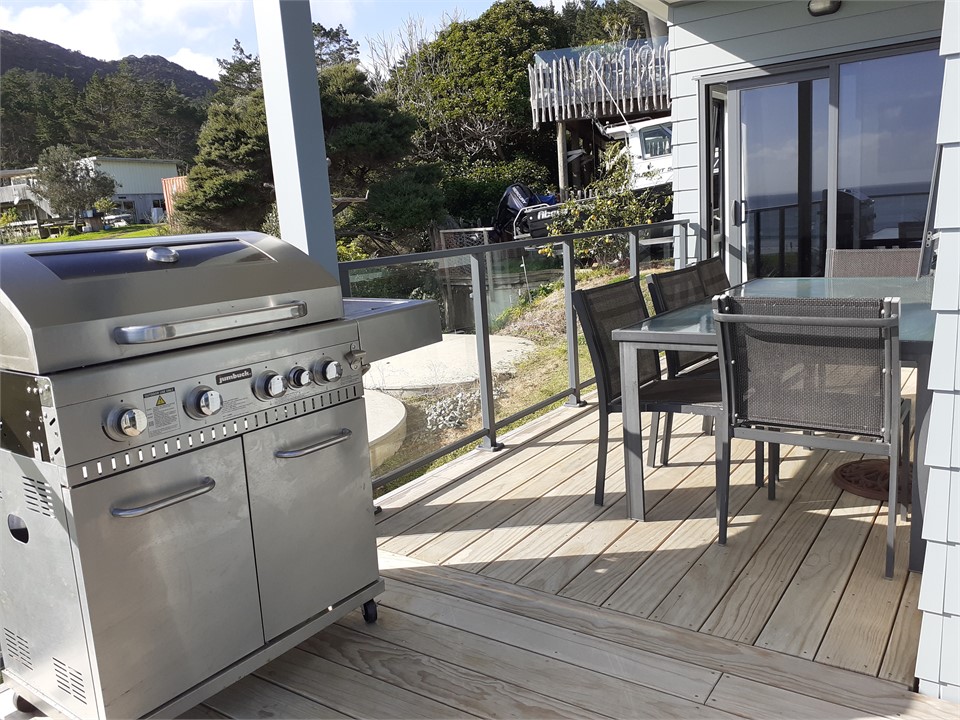 BBQ and outdoor table/chairs ...