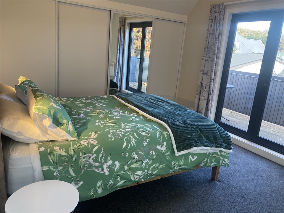 Queen room with balcony