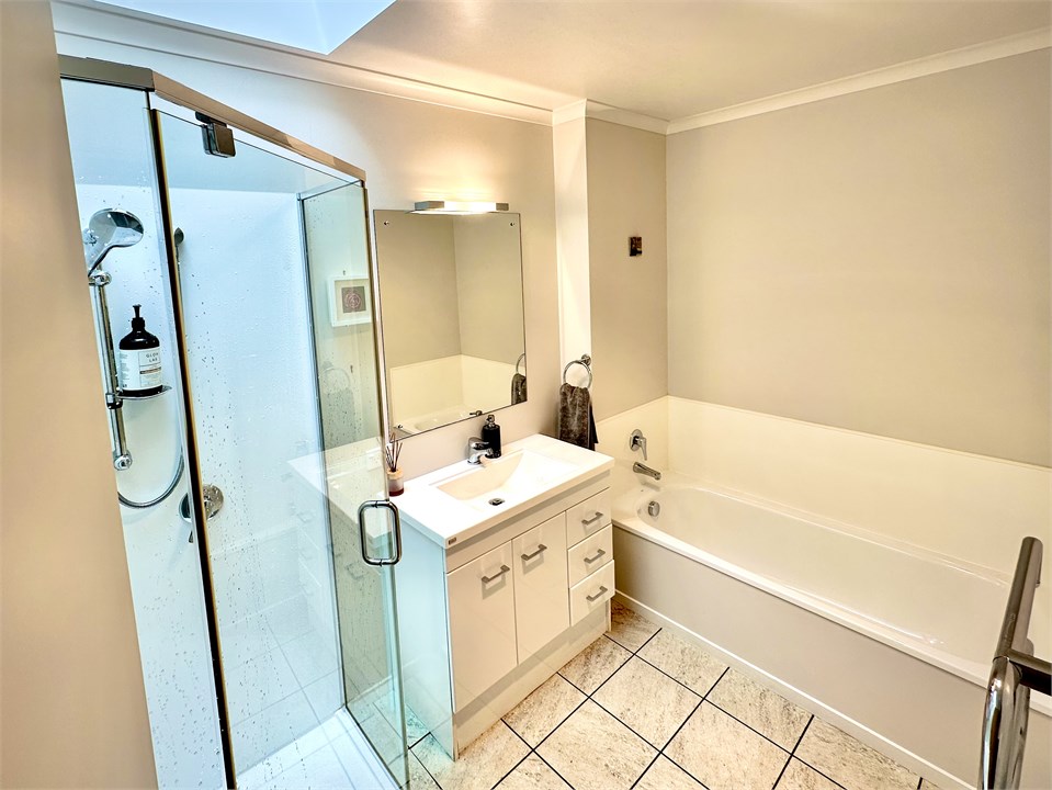 Main bathroom