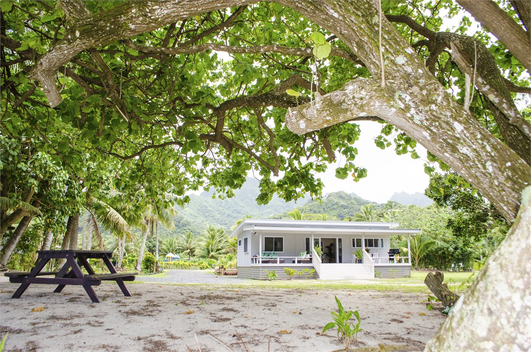 Picnic Table and Tumutoa Beach House