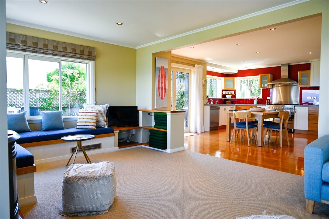 Living area to Dining & Kitchen