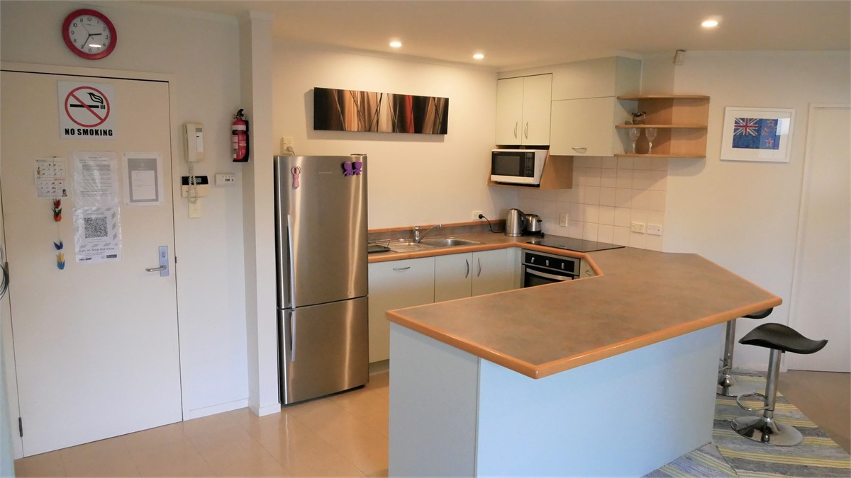Modern Kitchen with cooker, oven, dishwasher