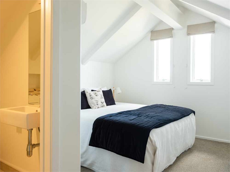 Bedroom with ensuite (all bedrooms have ensuites)
