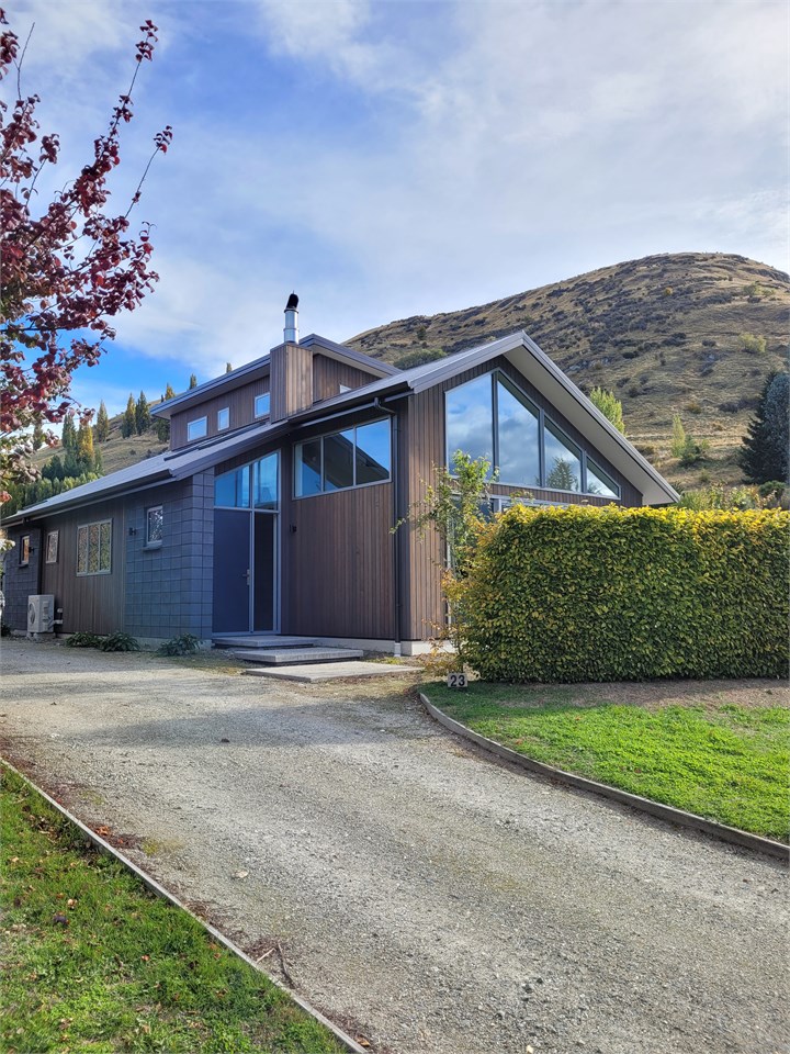 Portree Views Queenstown Residential House for rent Holiday Houses