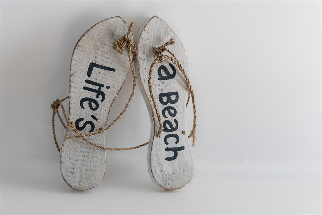 life's a beach - happy holidays