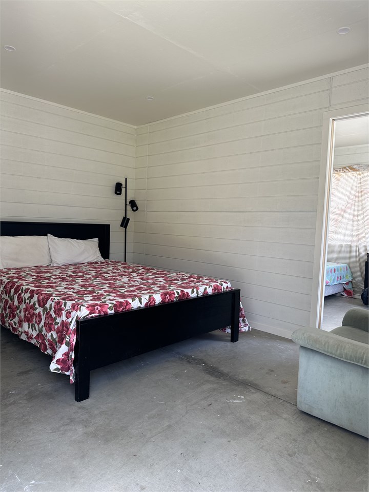 Sleepout with Queen bed