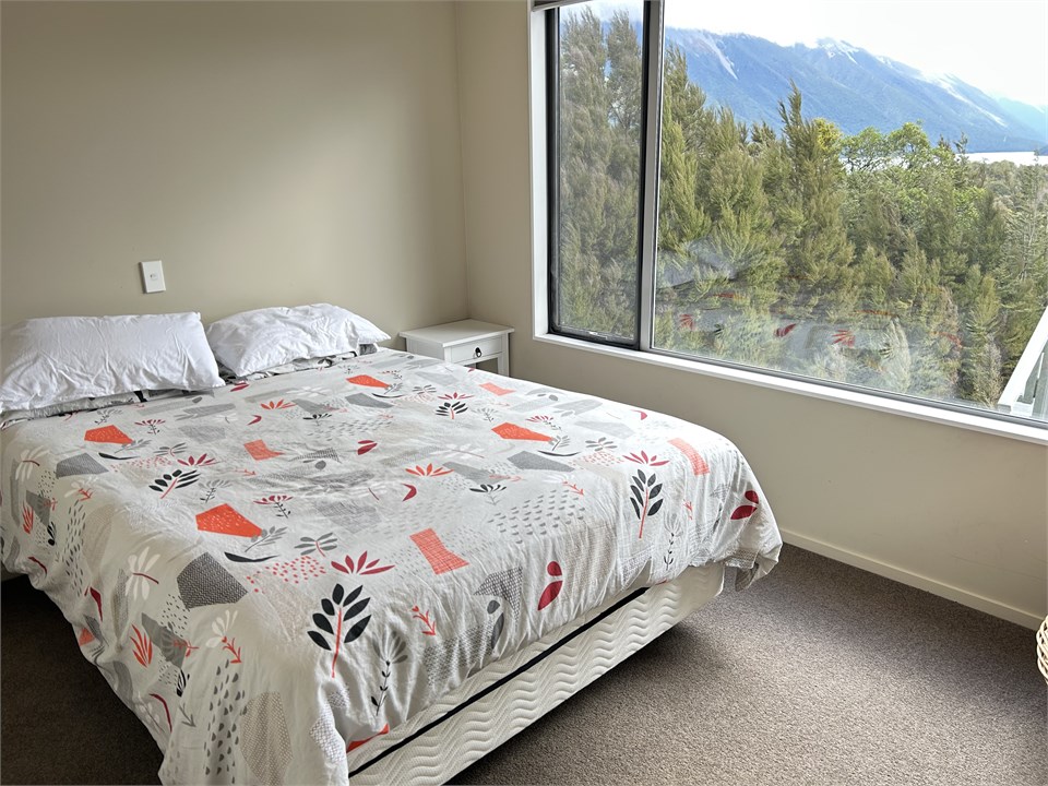 Queen Double Bedroom 2