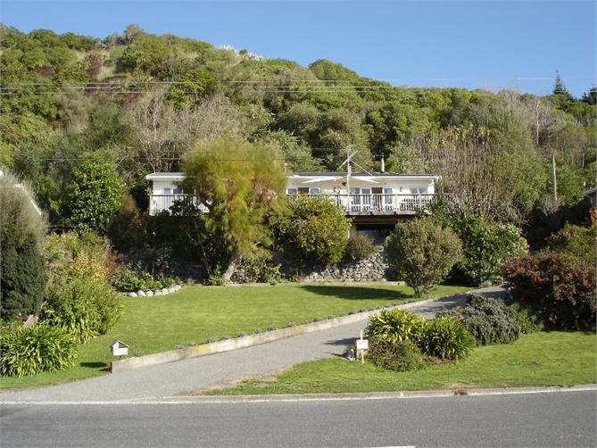 Kaikoura House Kaikoura Holiday Home for rent Holiday Houses