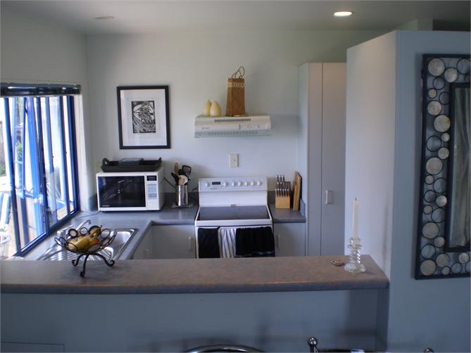 Looking into the kitchen from the loungeroom.