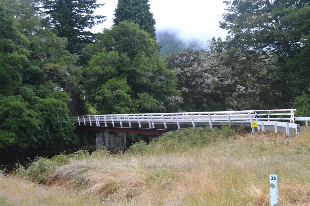 Lake Rotoroa Bridge