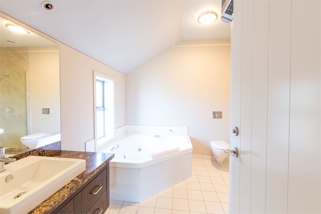 Master Bedroom Ensuite