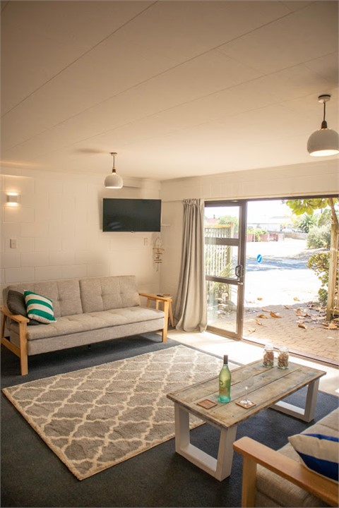 lounge with 2 sofa beds, TV, chromecast