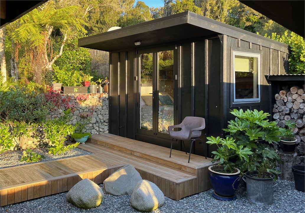 double bed in the cosy sleepout