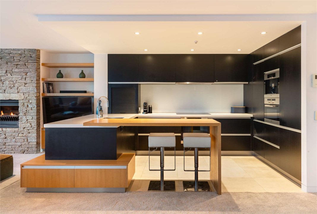 A well-equipped kitchen for your convenience