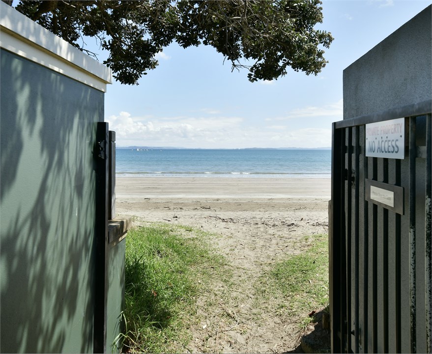 Private walkway to Big Manly beach