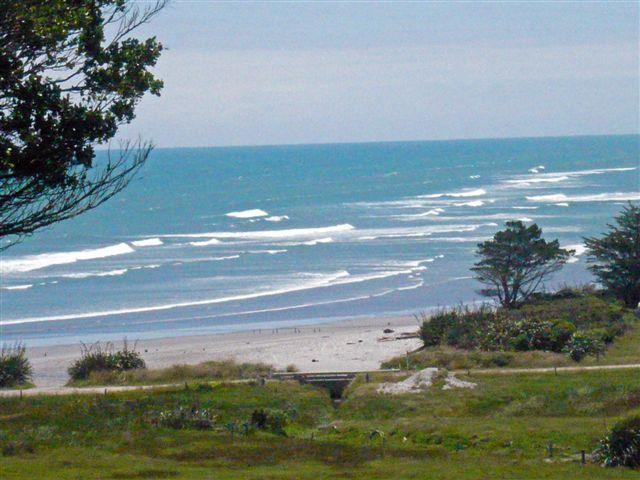 The waves on a calm day