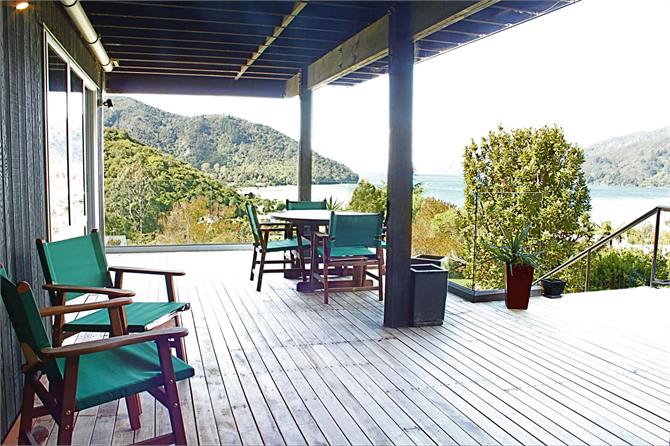 Outdoor living - east side