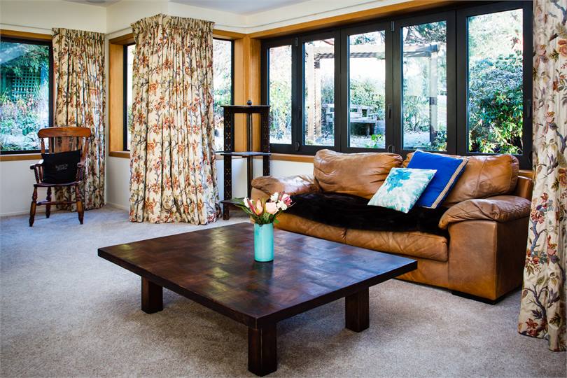 Large living area & view of Wanaka Station Park 