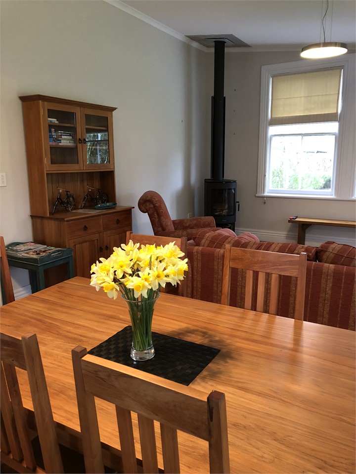 Living room - very spacious and sunny