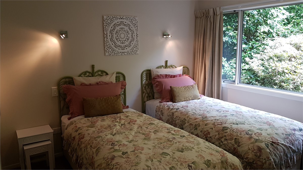 The Secret Garden Suite Bedroom 2