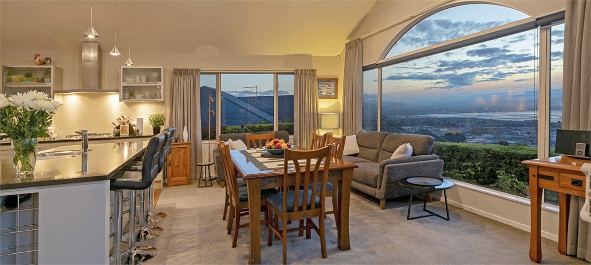 Open Kitchen & Dining area