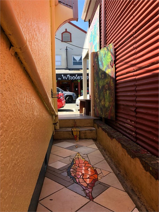 Walkway to Wholemeal Cafe and Galleries