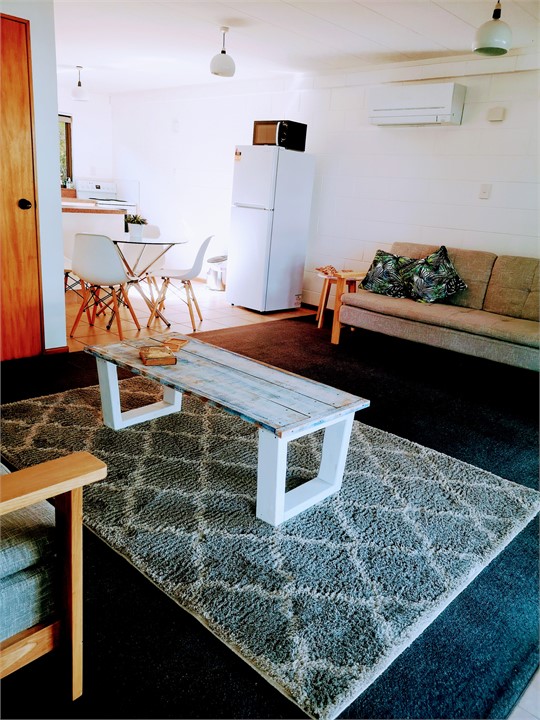 Just Beachy On Grant Place Papamoa Beach Pad Papamoa Flat for rent