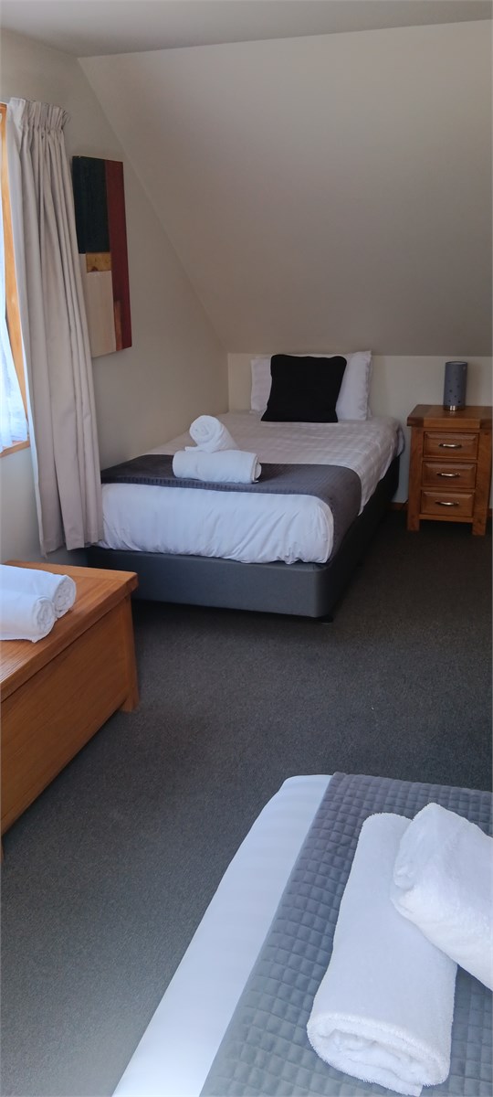 Extra Single Bed in Room Upstairs