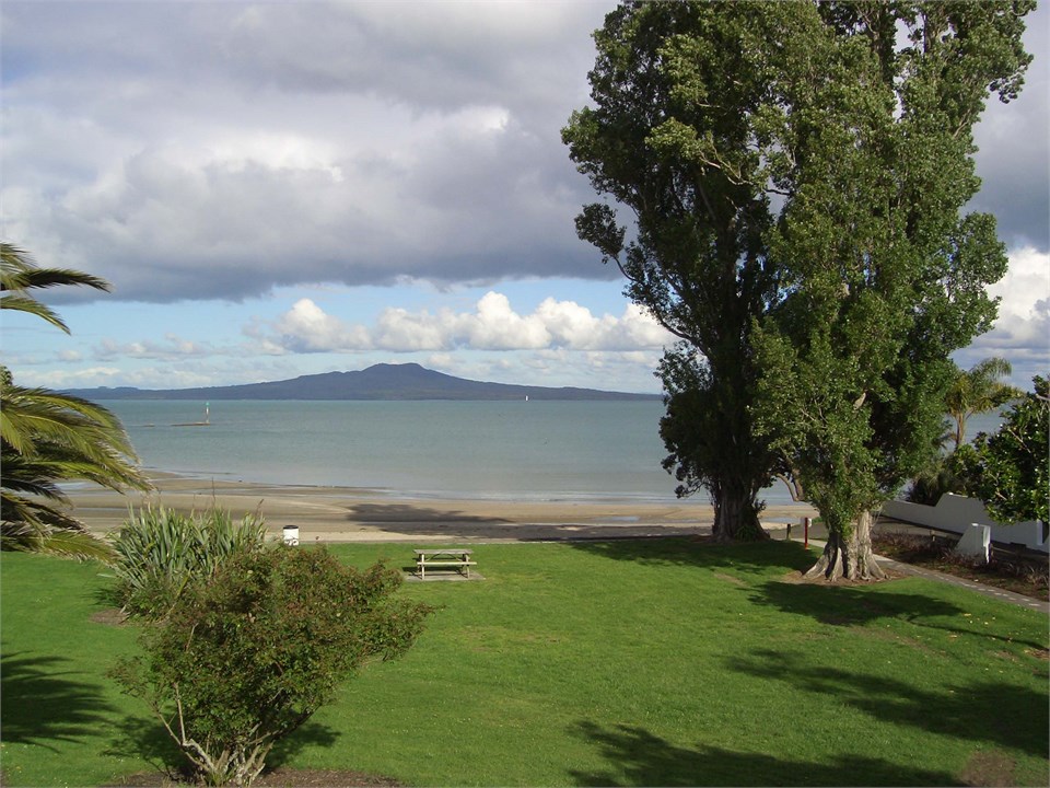 Castor Bay 120 metres down walkway