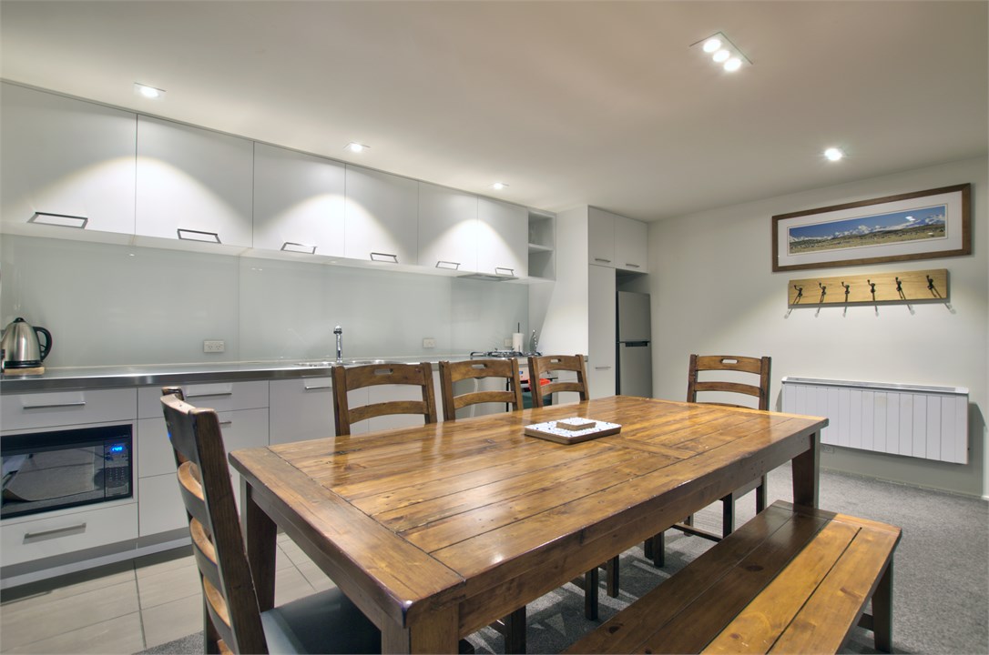 Kitchen and dining area.